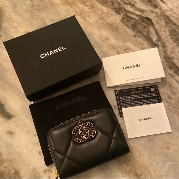 CHANEL Handbags - Authentic CHANEL Goatskin Quilted 19 Zip Wallet